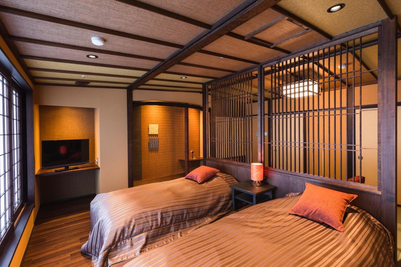 Tsuta Onsen Ryokan โทวาดะ ภายนอก รูปภาพ