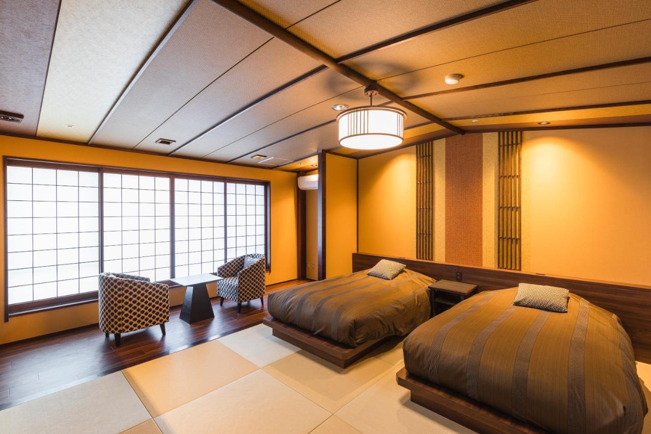 Tsuta Onsen Ryokan โทวาดะ ภายนอก รูปภาพ