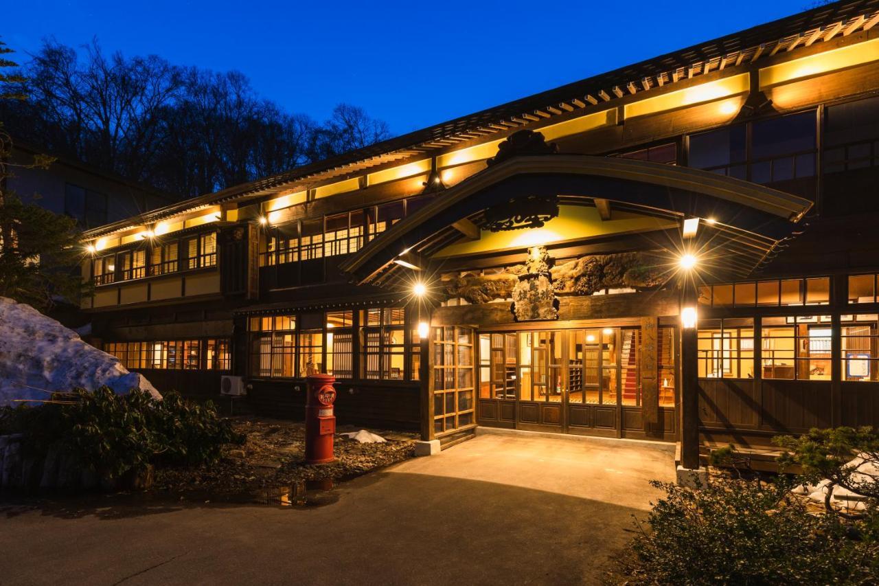 Tsuta Onsen Ryokan โทวาดะ ภายนอก รูปภาพ