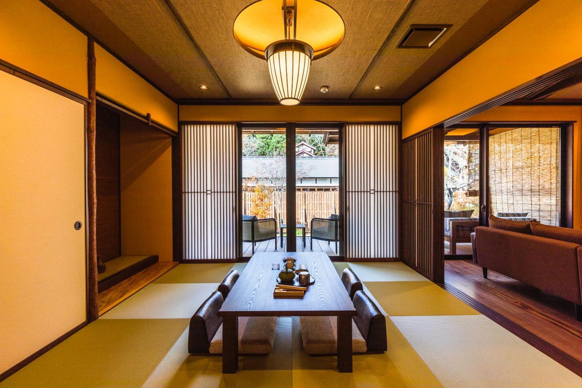 Tsuta Onsen Ryokan โทวาดะ ภายนอก รูปภาพ