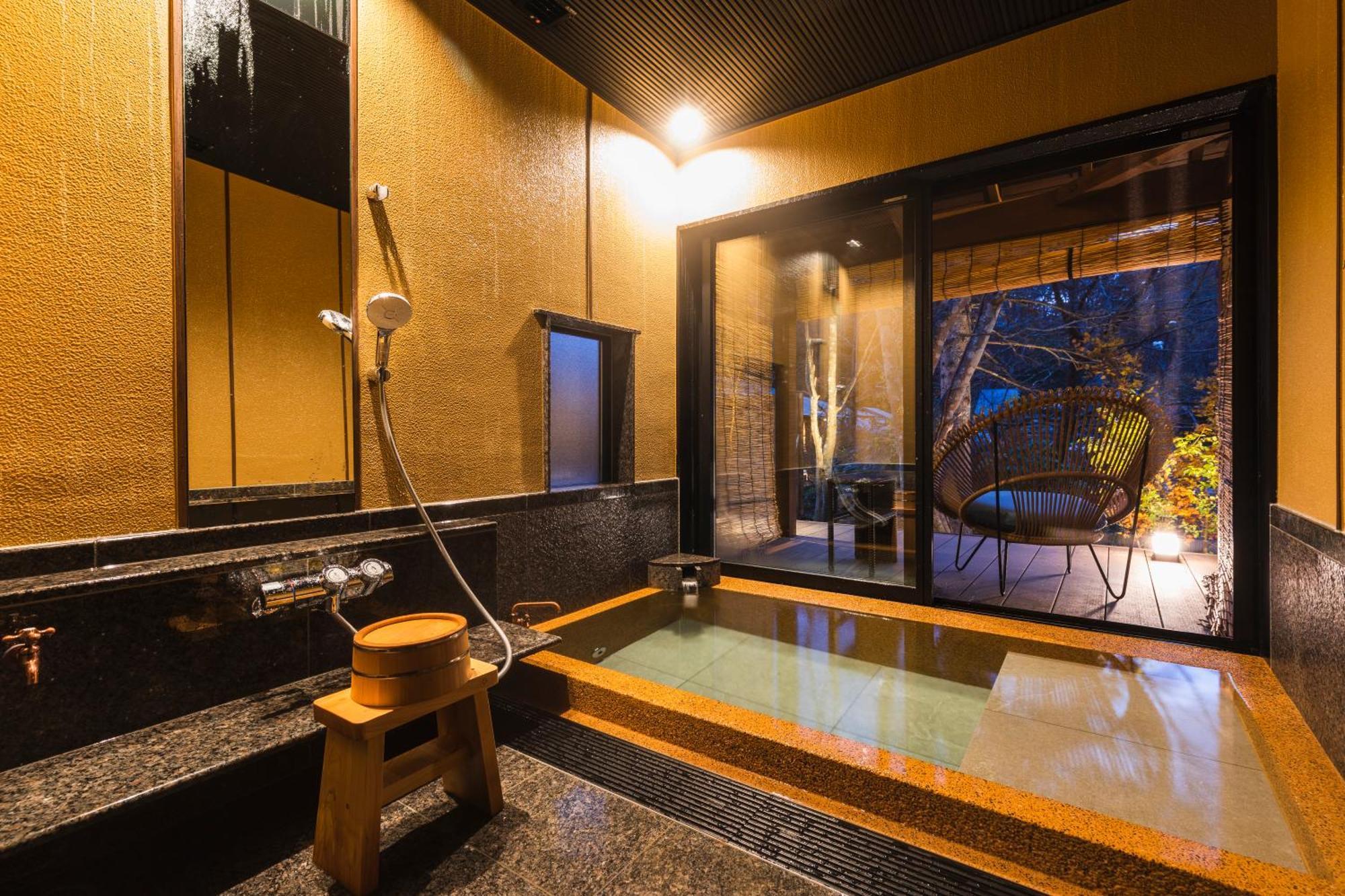 Tsuta Onsen Ryokan โทวาดะ ภายนอก รูปภาพ
